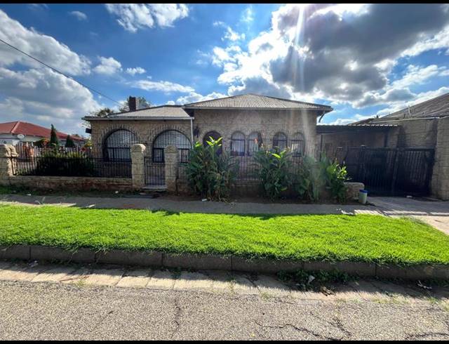 2 BEDROOM HOUSE FOR SALE IN GEDULD